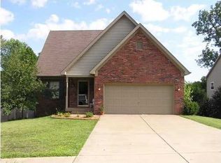 4605 Andalusia Ln, Louisville, KY