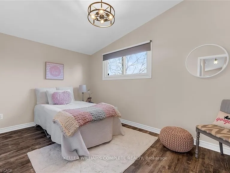 77 Lawfield Dr — Photo 12