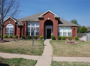 8309 Brentwood St, Rowlett, TX 75088