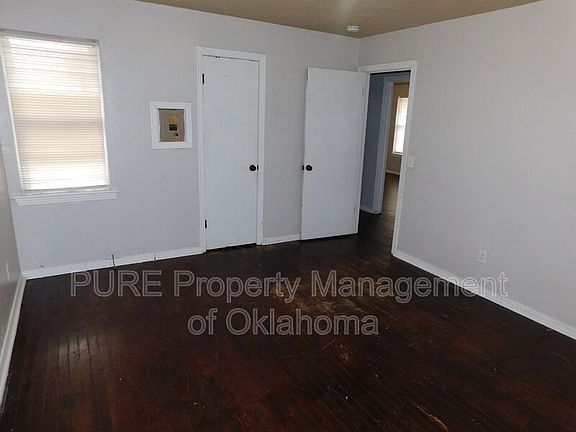 5th image of 1412 NE 39th St