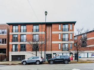 838 N Racine Ave APT 402, Chicago, IL 60642