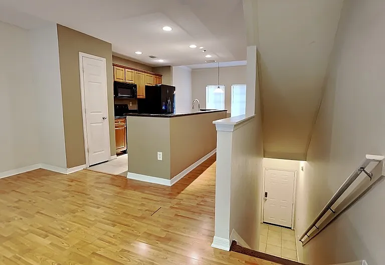5236 Hampton Beach Pl — Photo 12