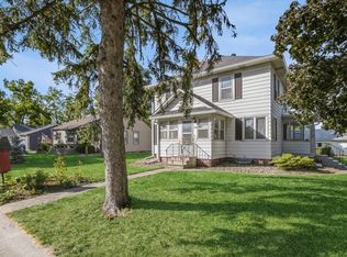 805 Maple St, Waukee, IA 50263