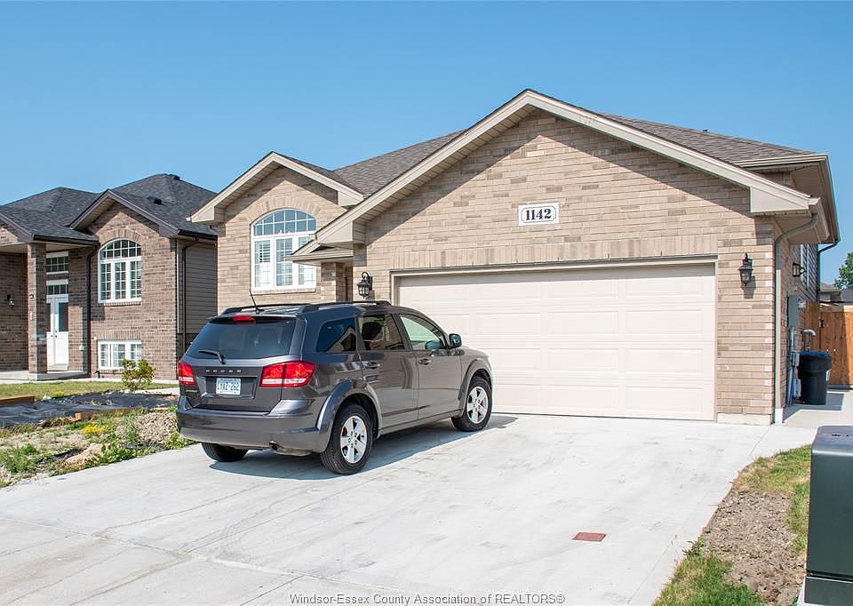 1st image of 1142 Lublin Ave #2