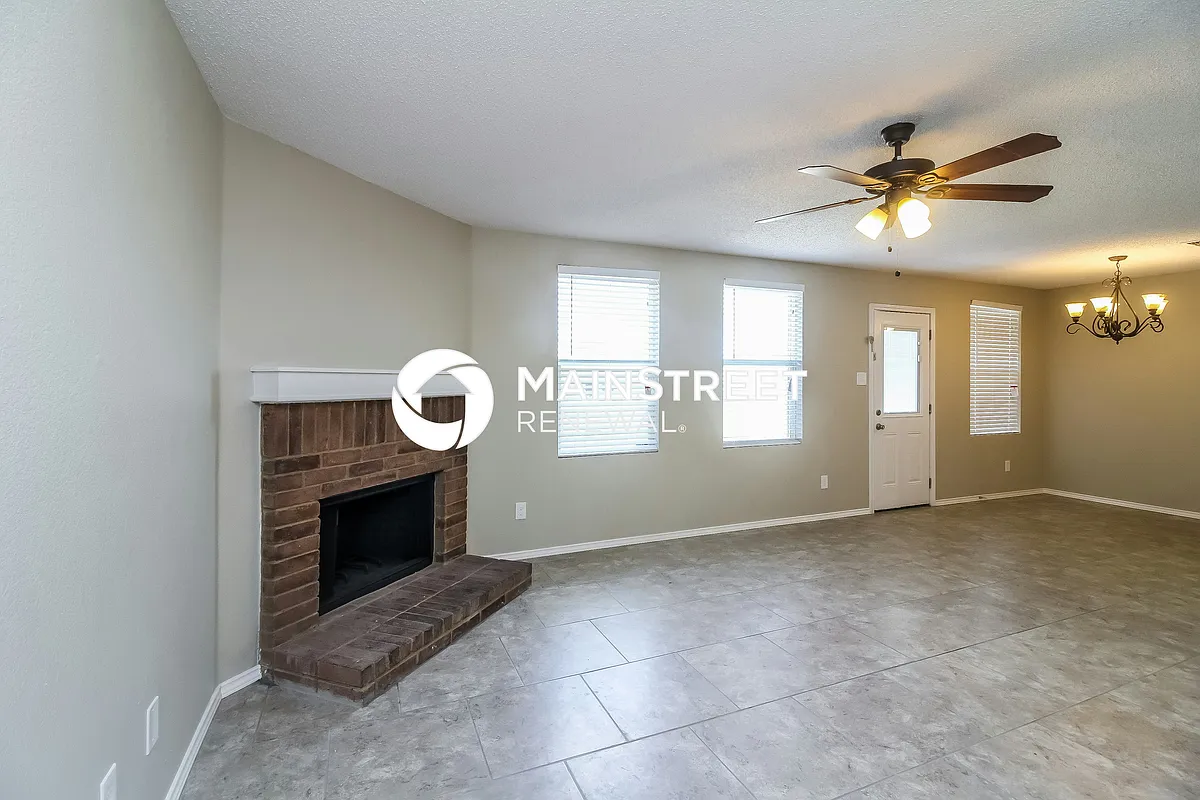 Living Room - 1209 Candler Dr