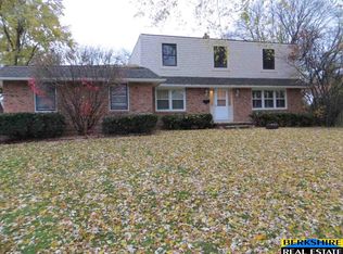 12623 Oakair Dr, Omaha, NE 68137