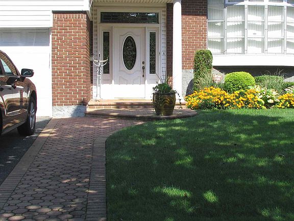 2nd image of 29 East Dr