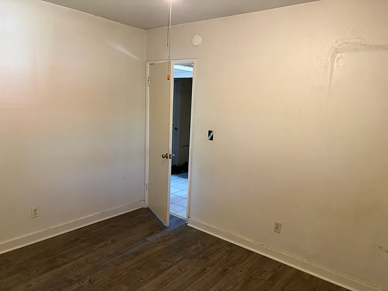 6820 S Miramonte Blvd — Photo 4