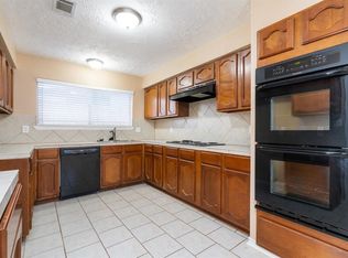 12911 Aste Ln, Houston, TX 77065