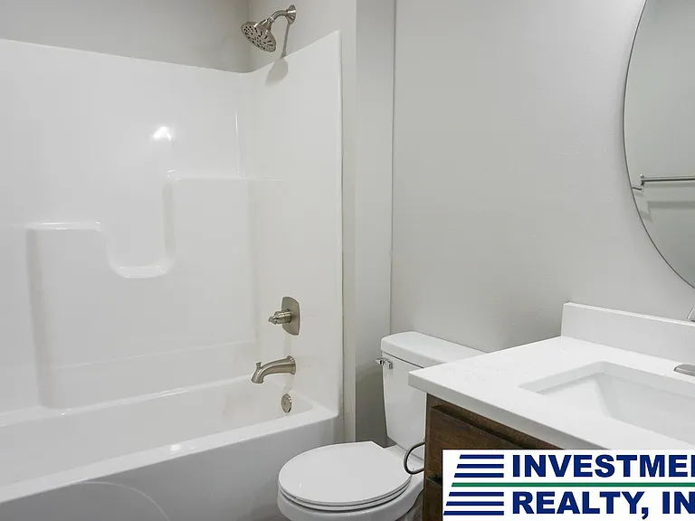 1502 Saint Marias St — Photo 5
