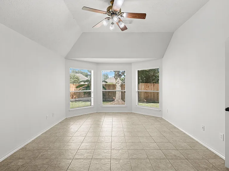 2415 Wyckchester Dr — Photo 14
