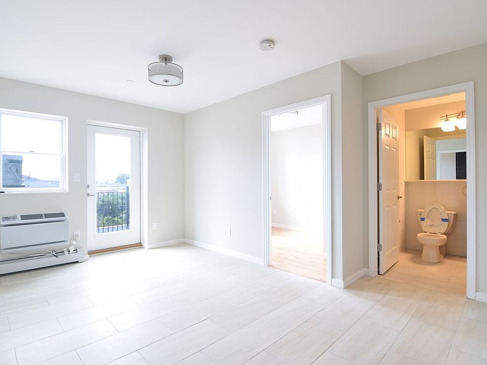 1st image of 6705 13th Ave #2