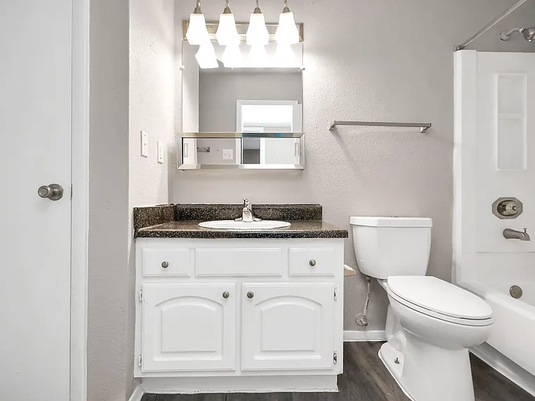 7700 W Airport Blvd #710 — Photo 16
