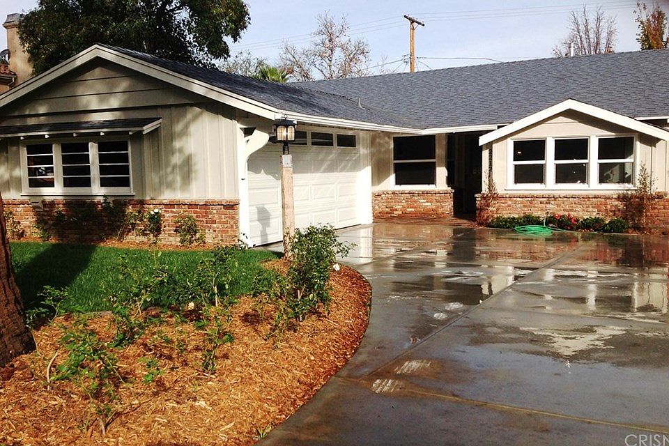 1st image of 22127 Avenue San Luis