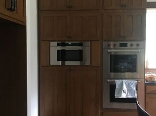 9011 Sheringham Dr, Roscoe, IL 61073