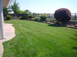 5700 Jersey Dr, Rocklin, CA 95765