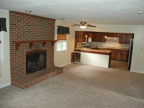 Large Family Den
