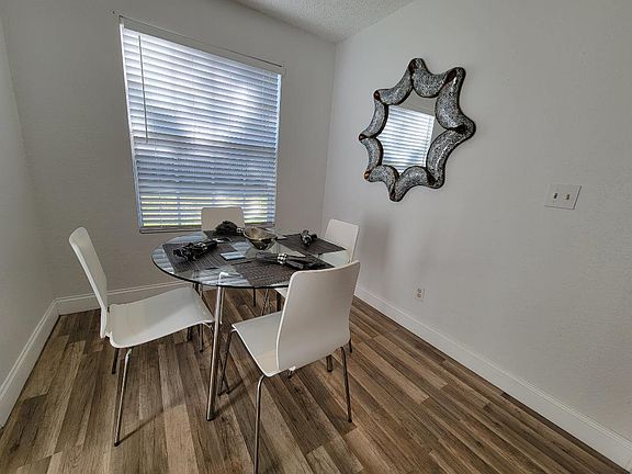 4th image of 11500 Westwood Blvd #1612