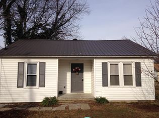 124 8th Ave NW, Winchester, TN 37398