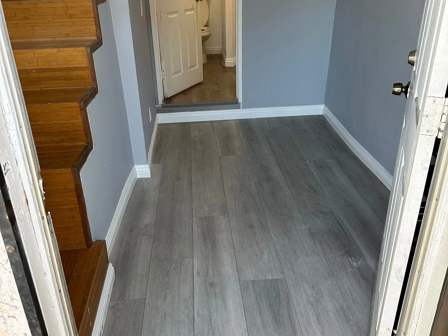 651 N Commonwealth Ave — Photo 3
