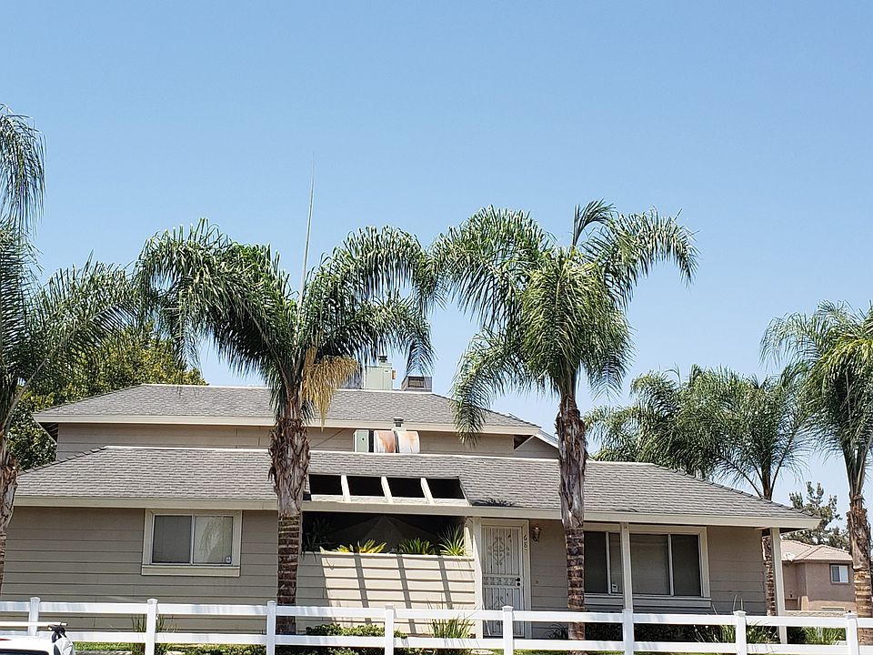 1st image of 695 Walnut Dr