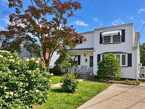 22 Winthrop Ave, Ewing, NJ 08618