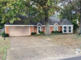 7994 Sunny Creek Dr, Germantown, TN 38138