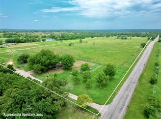 750 Lone Star Rd, Bowie, TX 76230