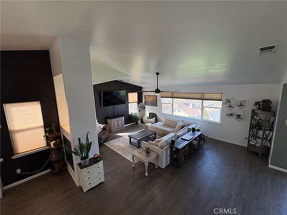 4th image of 5081 Meadow Lark Ln