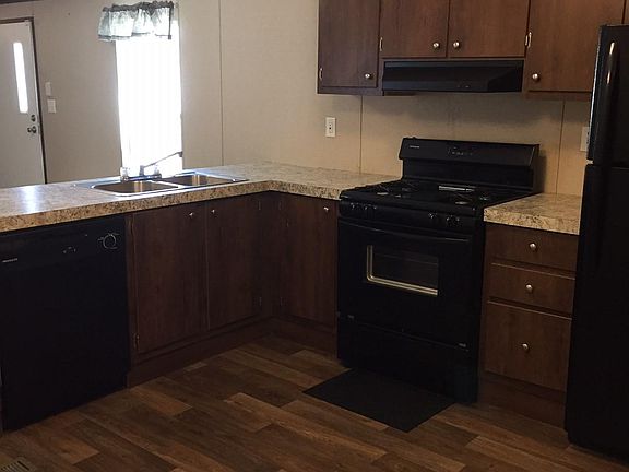 2nd image of 1800 Blue Ridge Blvd #121