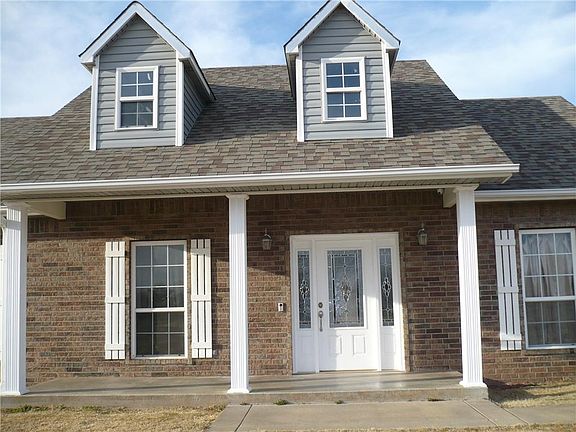 5th image of 43324 Curtis Dr
