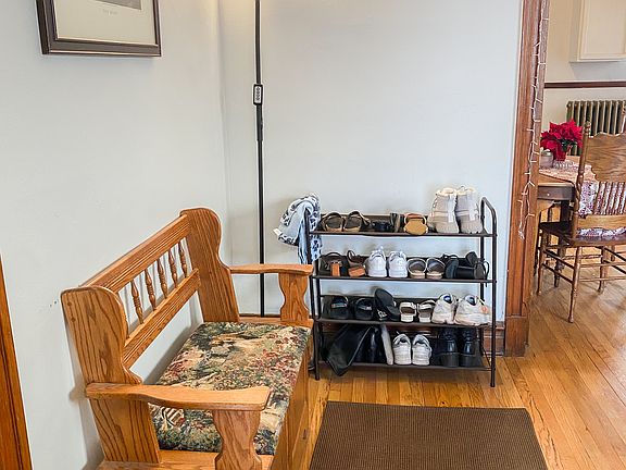 5th image of 1612 W Berteau Ave Unit 2E