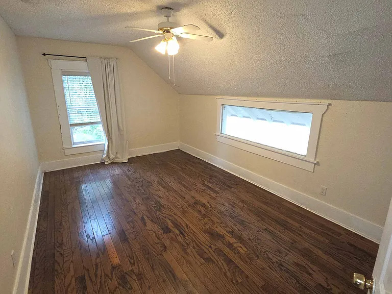 Bedroom 2 with closet