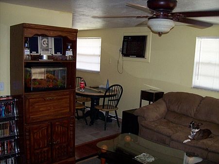 2nd image of 513 Meade St