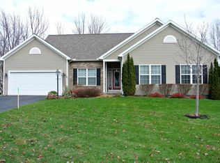 749 Rookery Way, Macedon, NY 14502