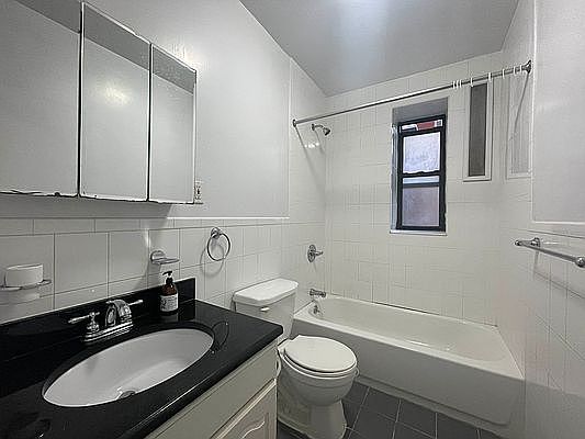 5th image of 41-18 29th St #4D