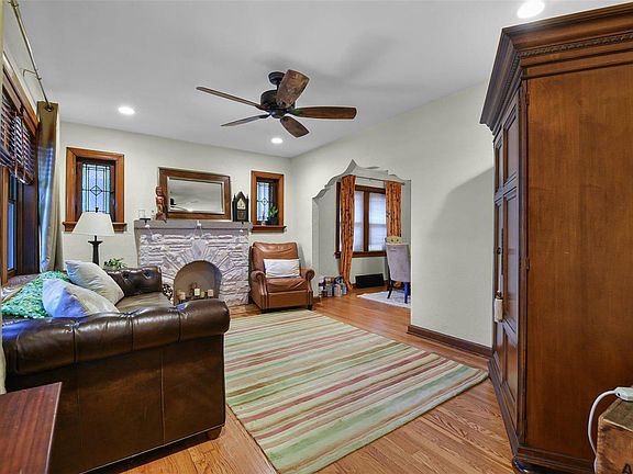 4th image of 5726 Itaska St