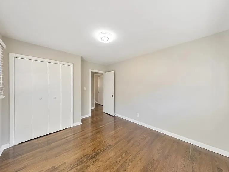 909 Rosedale Dr — Photo 24