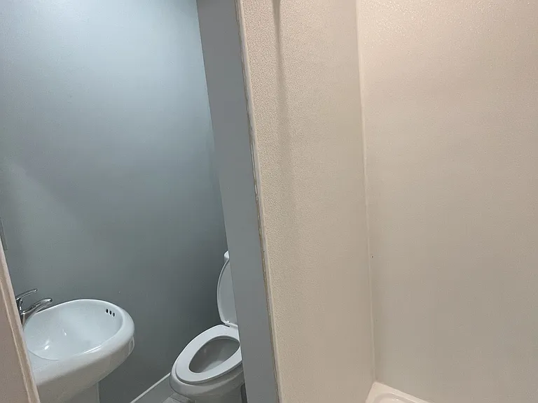 2202 Bryant Ave #3 — Photo 6