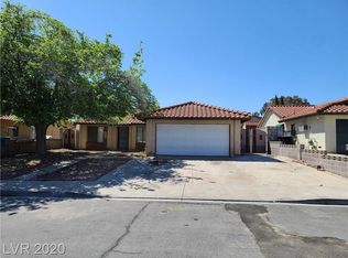 444 Woodridge Dr, Henderson, NV 89015