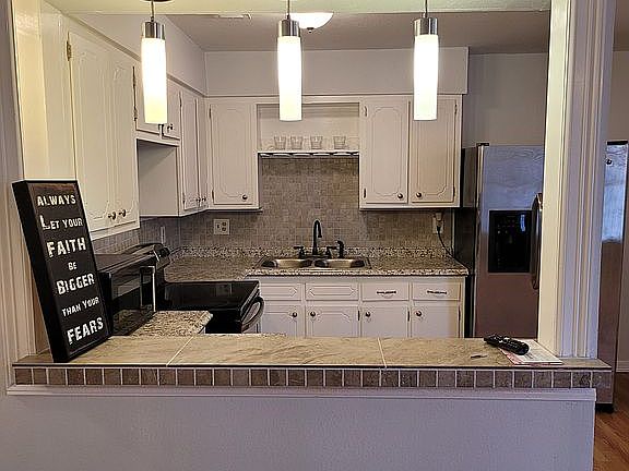 5th image of 600 Toronto Ave APT 39