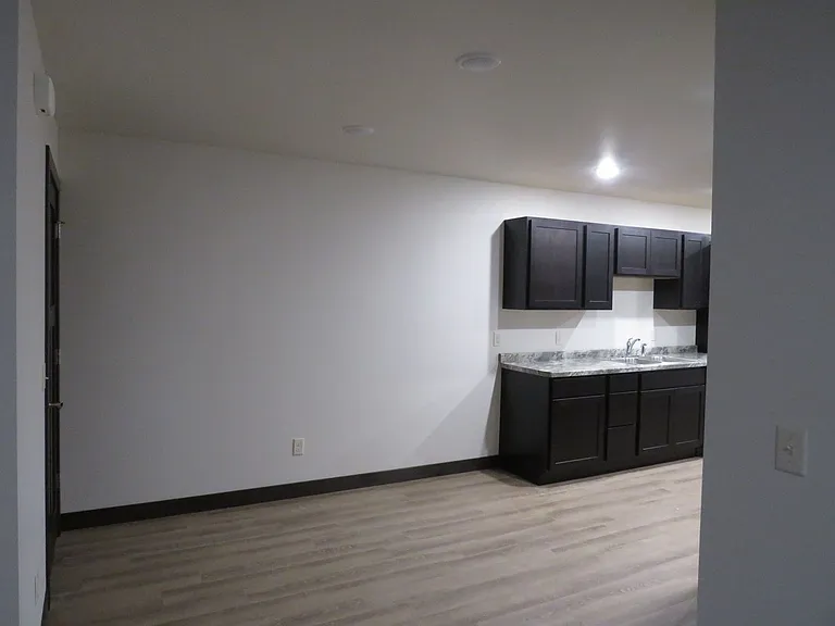 5294 Christopher Dr — Photo 5