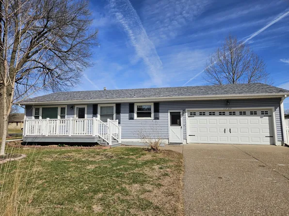 1735 Pearlview Ct, Muscatine, IA 52761