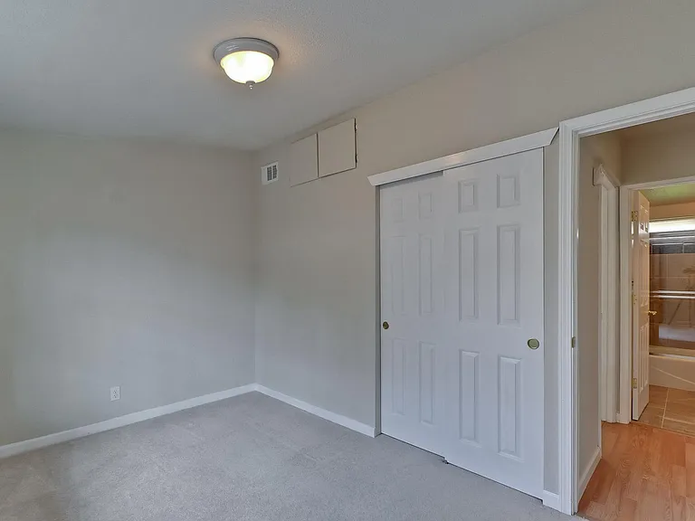18701 Newsom Ave — Photo 27