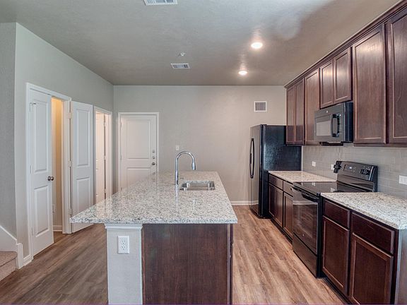 5th image of 4089 Cross Park Dr #1211