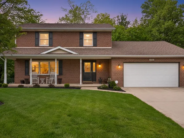 564 Foxcross Dr, Sidney, OH 45365
