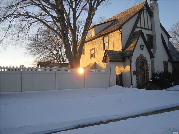 2nd image of 1834 Jackson Ave