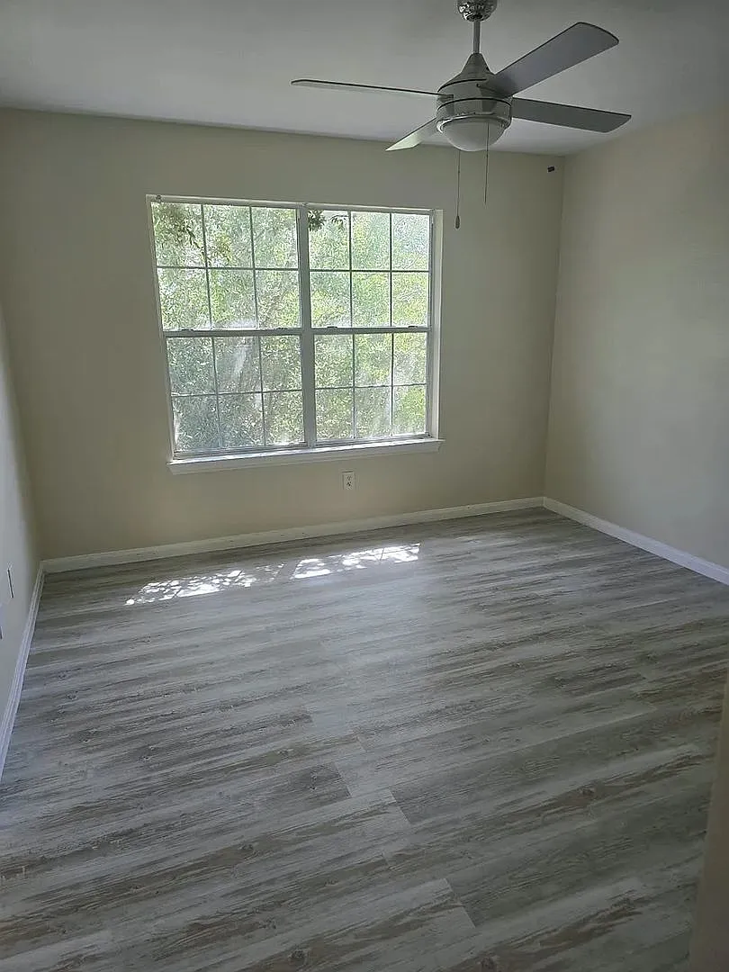 Room in 4 Bedroom Home in Pflugerville — Photo 2
