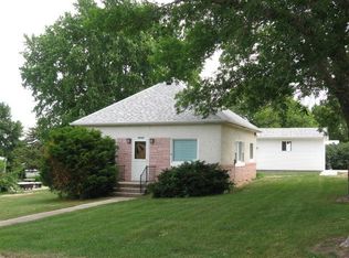 1207 Chase Ave, Creighton, NE 68729