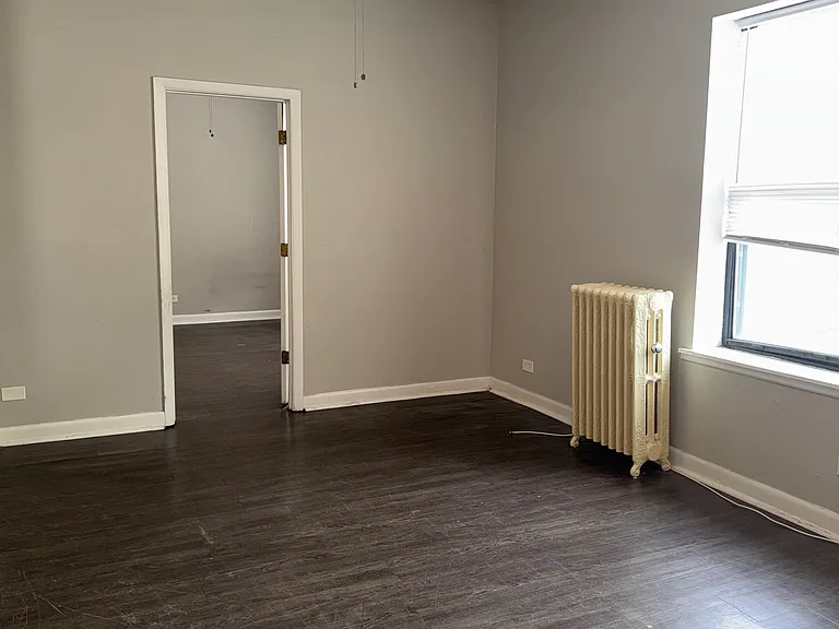 7015 N Paulina St #3W — Photo 4